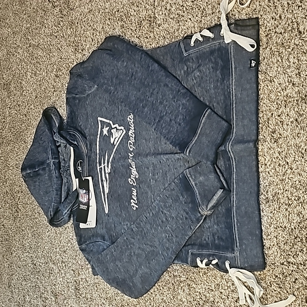 New England Patriots pullover